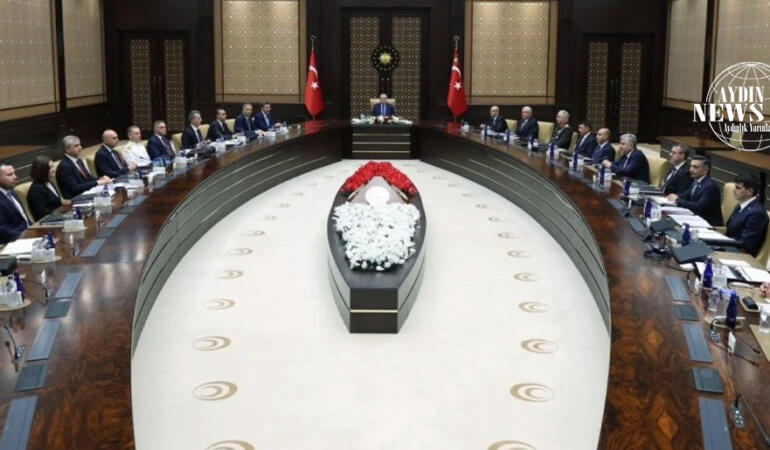 Savunma Sanayii İcra Komitesi, 2024 Yılı Çalışmalarını Değerlendirdi ve Yerli Savunma Sanayisinin Desteklenmesine Kararlılıkla Devam Edileceğini Açıkladı