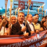 baskan-yetiskinden-efeler-halkina-zafer-yuruyusu-daveti-bu-coskuyu-sehrimizin-sokaklarina-tasiyalim-1