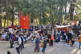 karacasudaki-dedebag-keskek-hayrina-surpriz-isim-1